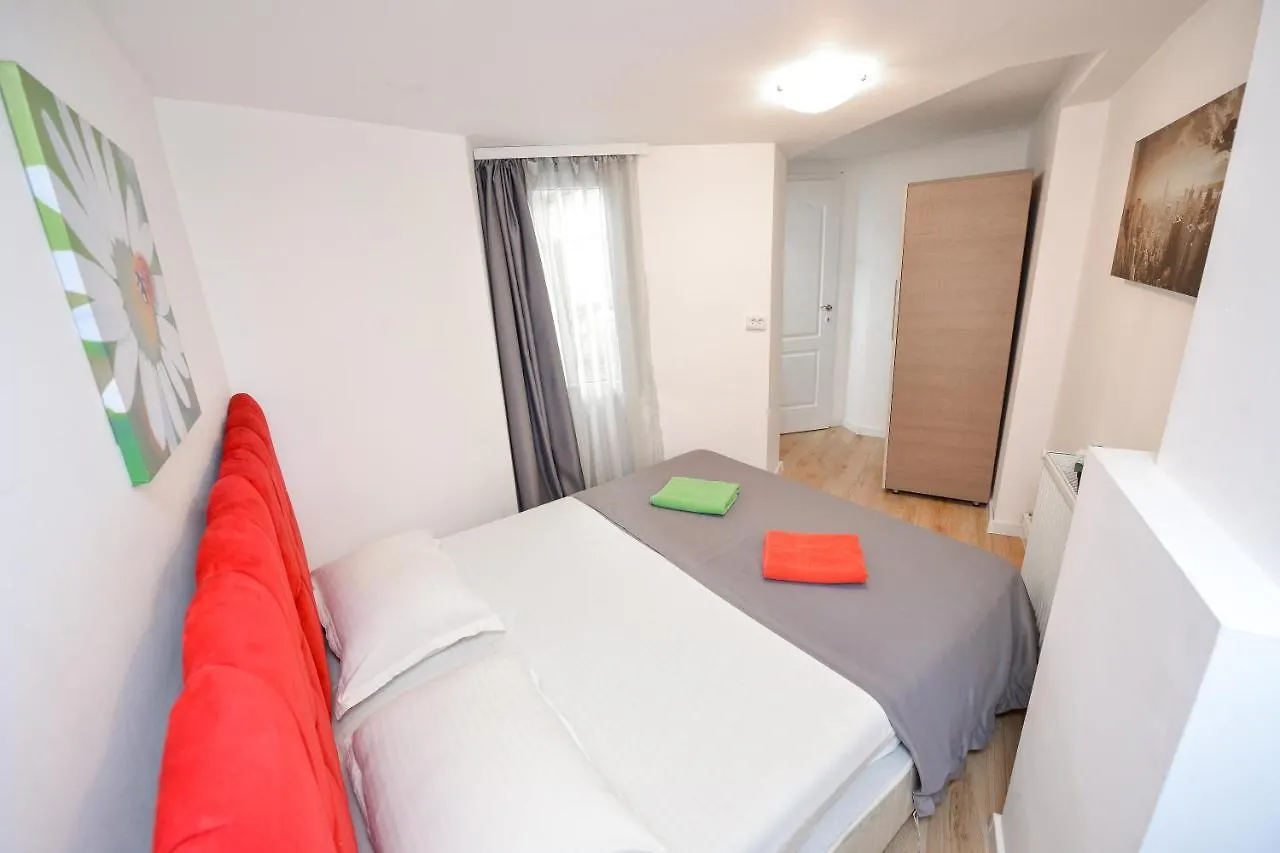 Cozy Villa Next To The Old Town Bukarest