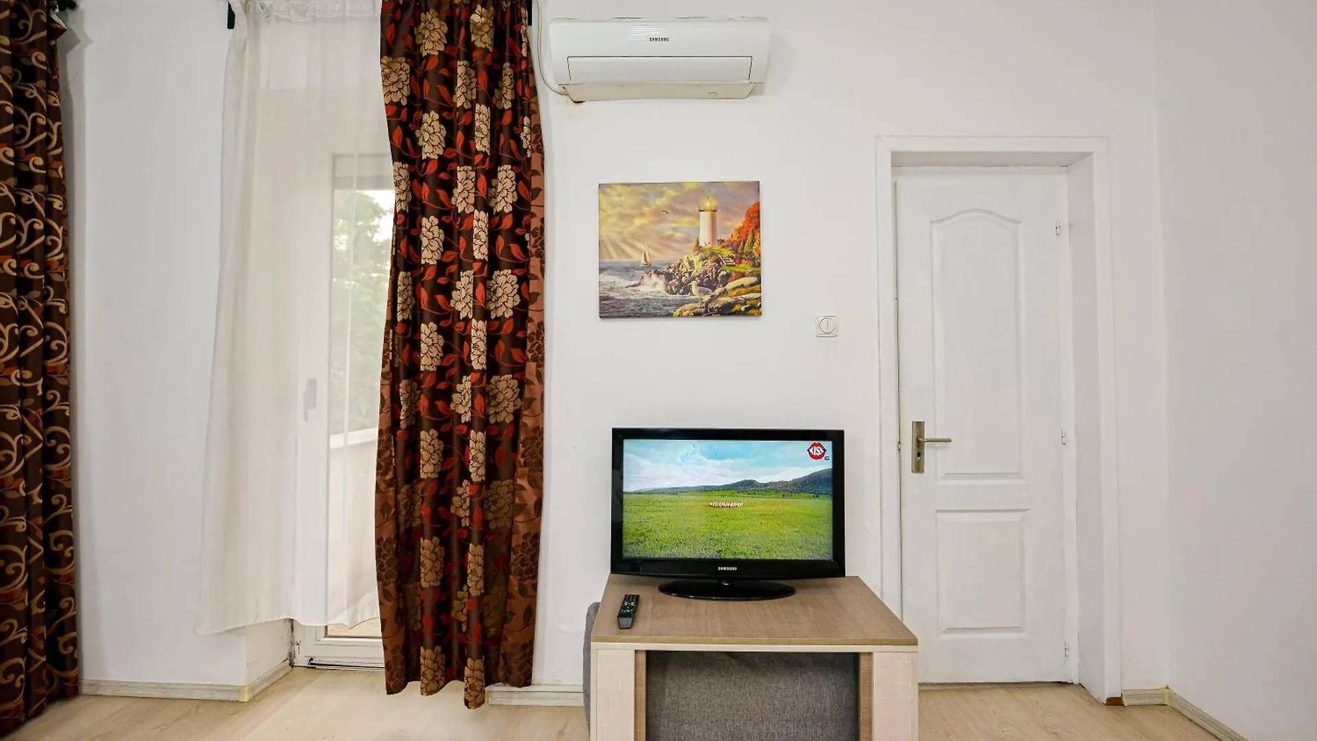 Apartment Cozy Villa Next To The Old Town Bucharest Romania