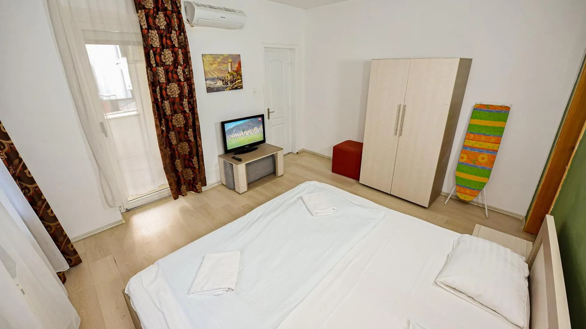 Apartment Cozy Villa Next To The Old Town Bucharest Romania